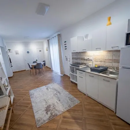 Fifteenapartman Lägenhet Balatonföldvár